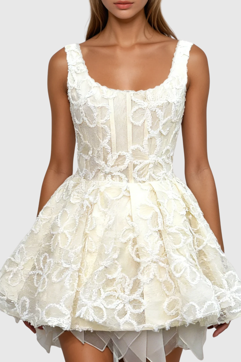 Classic Vintage & Enduringly Stylish Dress
