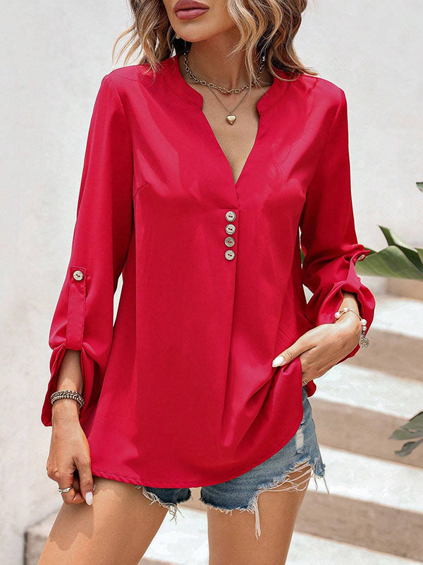 Sophisticated Blouse with a Clean Classic Look