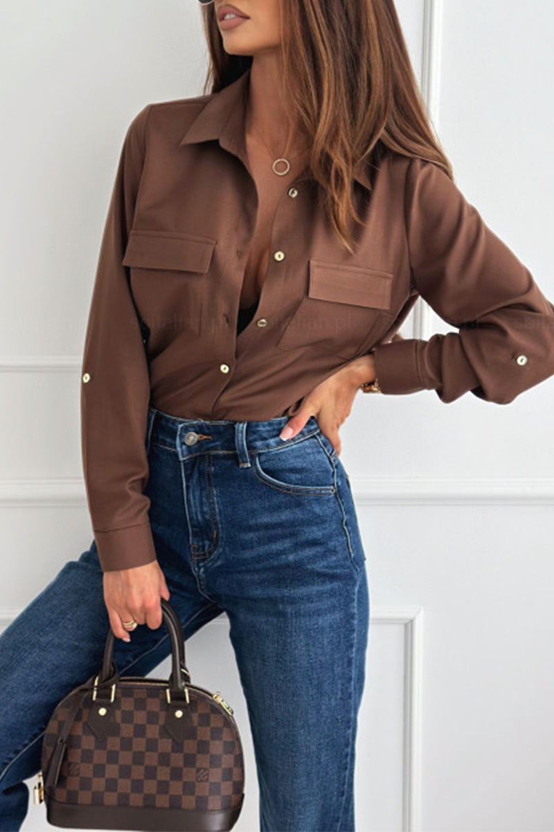 Effortlessly Elegant Blouse with a Timeless Design