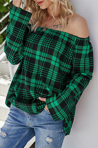 Gracefully Styled Top for Any Occasion