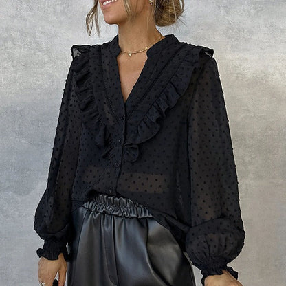 Elegantly Styled Blouse for Everyday Wear