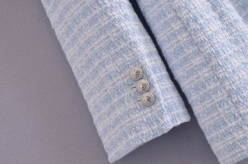 Gracefully Styled Garment for Any Occasion