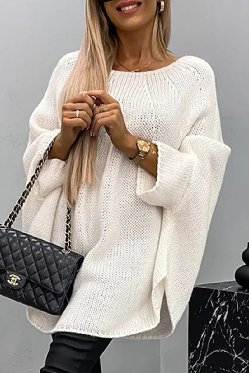 Effortlessly Elegant Top with a Timeless Design