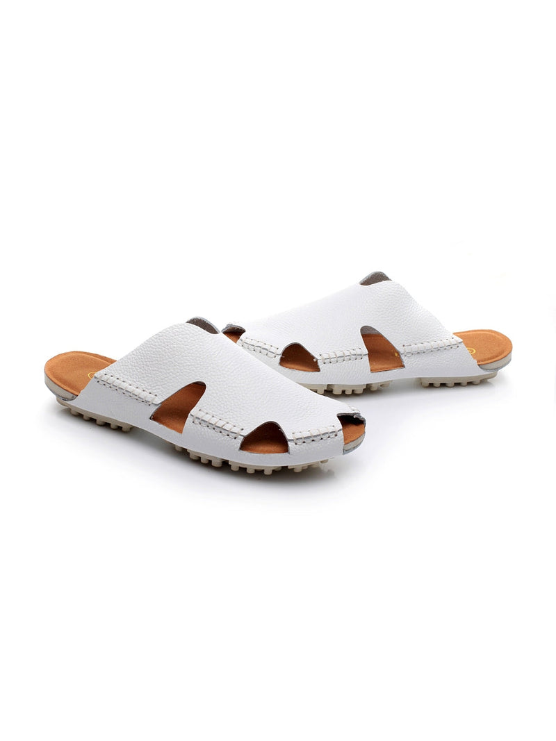 Effortlessly Elegant Garment with a Timeless Design