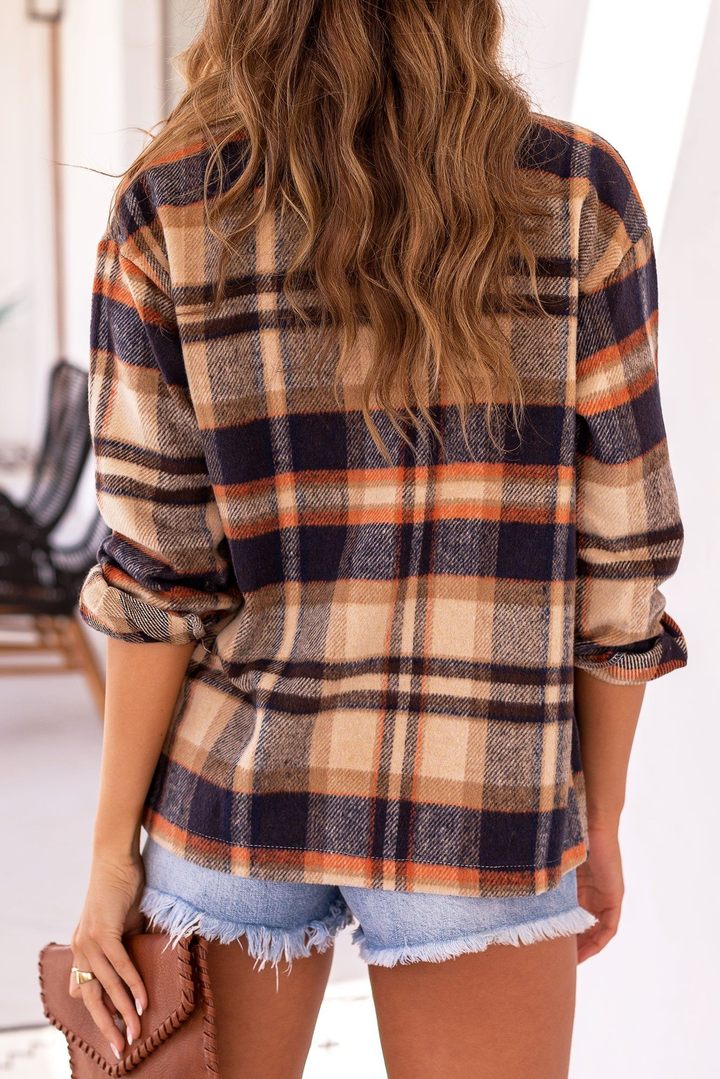 Sophisticated Coat with a Clean Classic Look