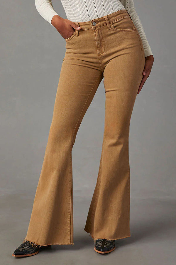 Well Tailored Pants with a Graceful Silhouette