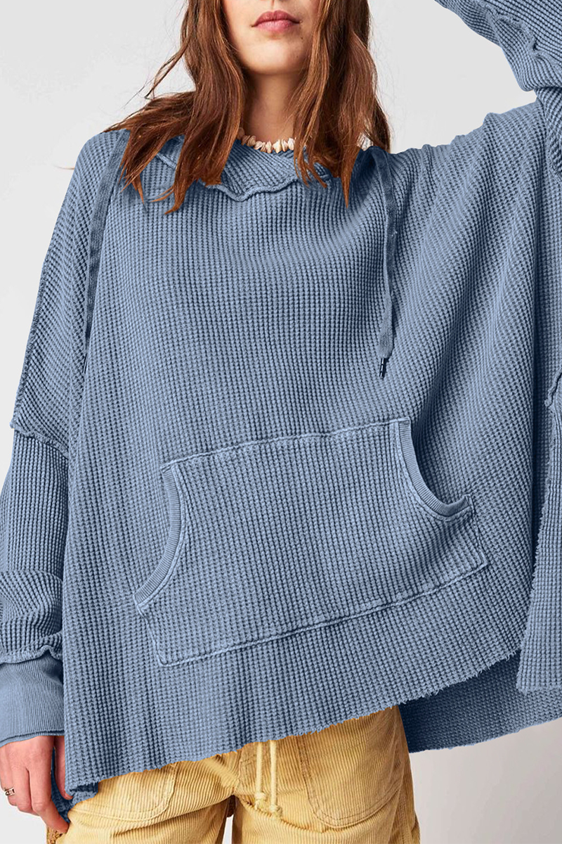 Well Tailored Top with a Graceful Silhouette