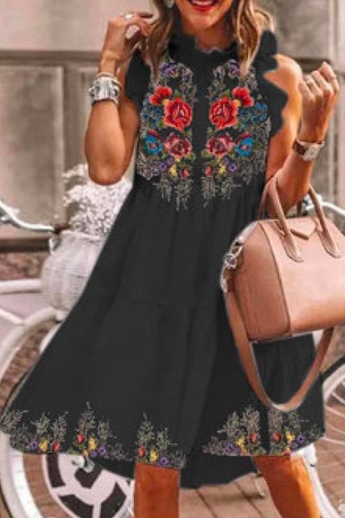 Beautifully Crafted Dress in a Classic Style
