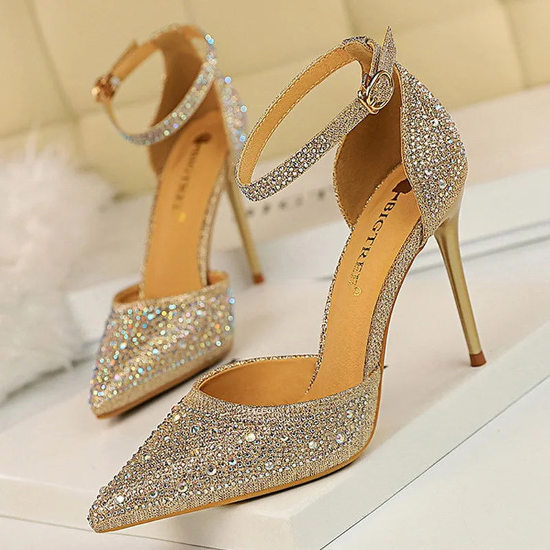 Elegantly Styled Heels for Everyday Wear