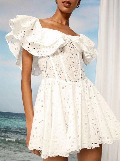 Polished Dress with an Effortless Classic Look