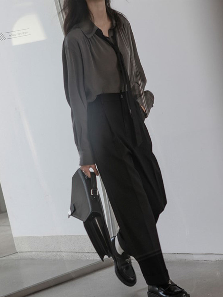Beautifully Finished Blouse in a Timeless Design