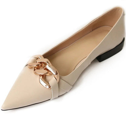 Effortlessly Elegant Garment with a Timeless Design