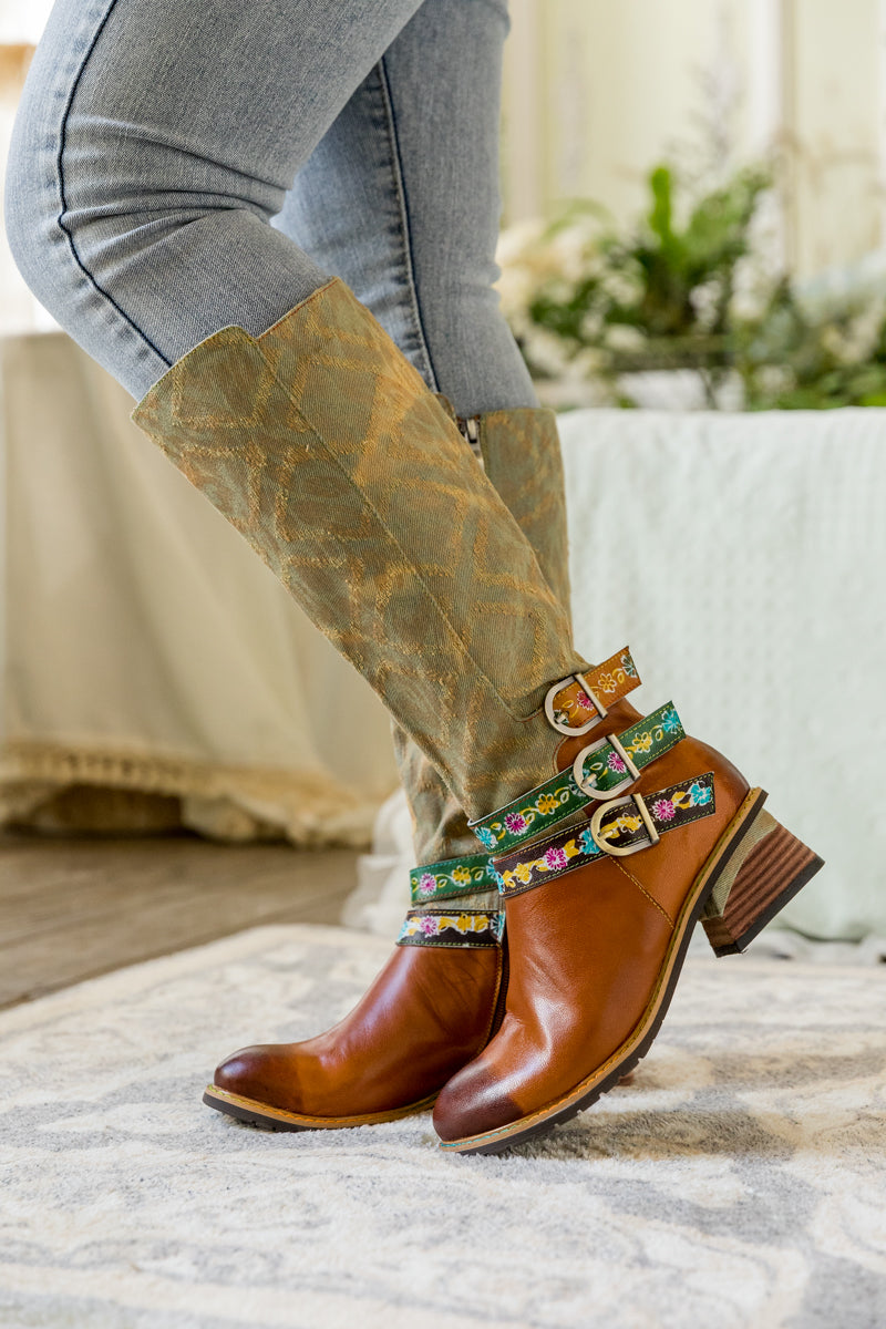 Gracefully Styled Garment for Any Occasion