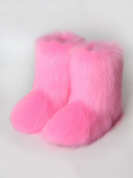 Effortlessly Elegant Boots with a Timeless Design