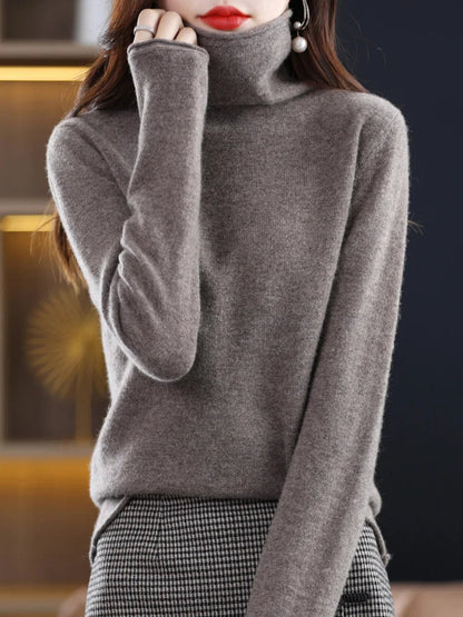Beautifully Finished Sweater in a Timeless Design
