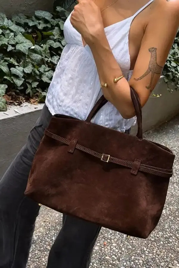 Elegantly Styled Bag for Everyday Wear