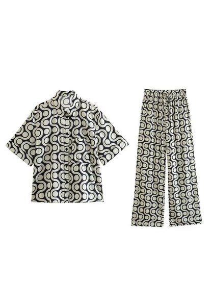 Classic Vintage & Enduringly Stylish Garment