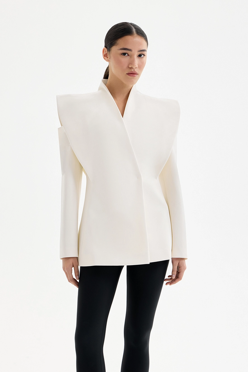 Polished Jacket with an Effortless Classic Look