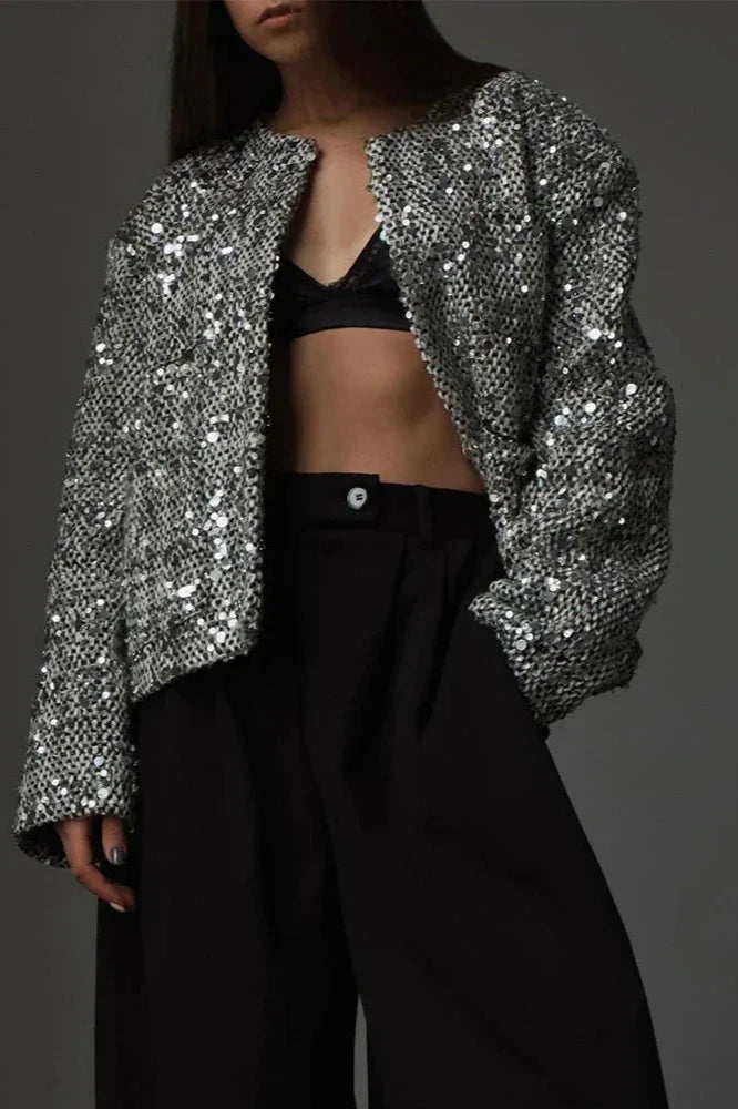 Well Tailored Jacket with a Graceful Silhouette