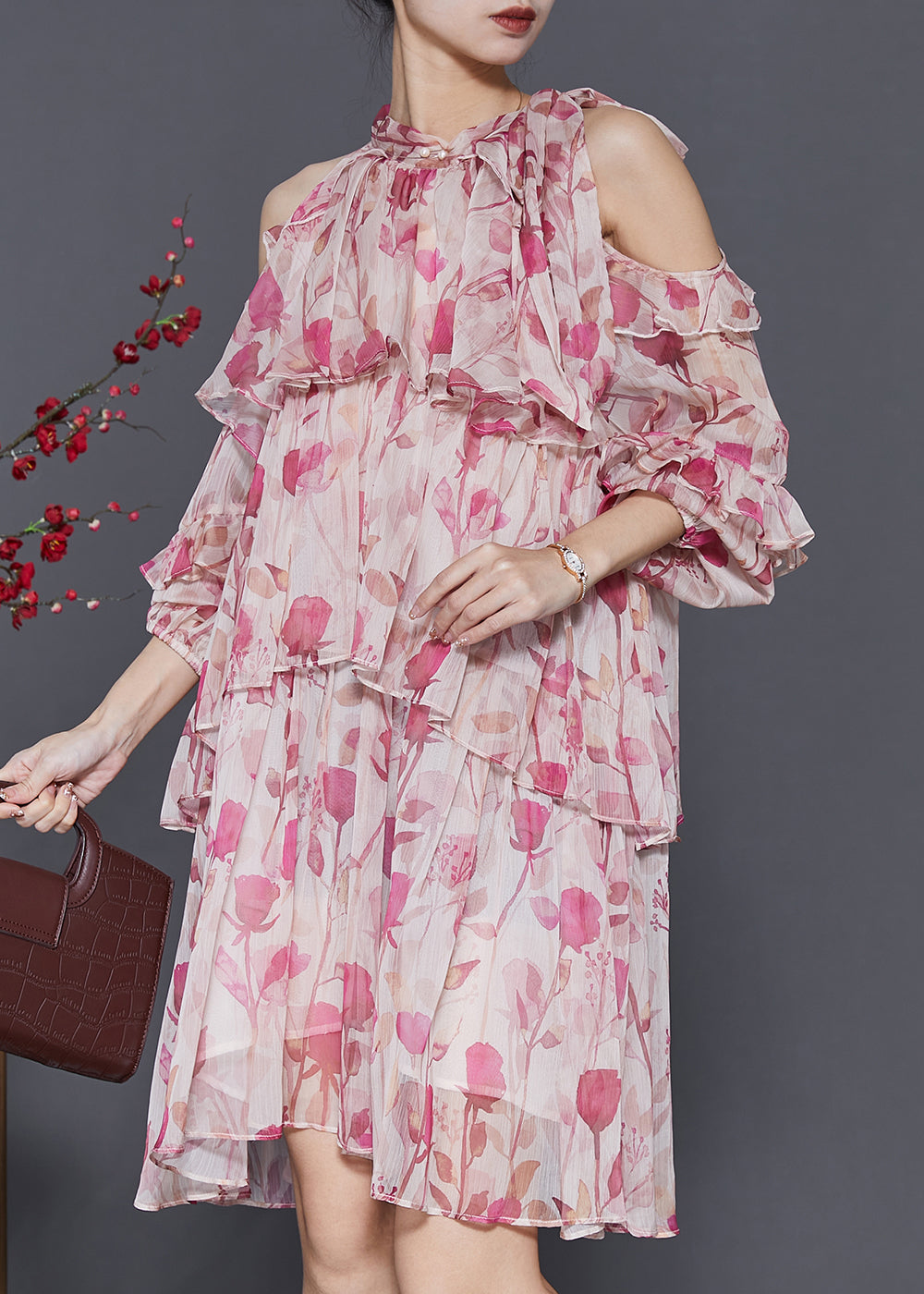 Classic Vintage Dress with a Flattering Fit