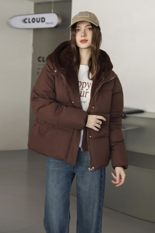 Effortlessly Elegant Jacket with a Timeless Design