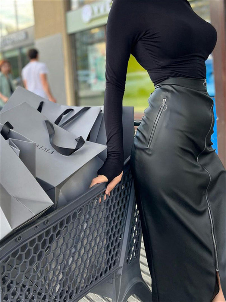 Gracefully Styled Garment for Any Occasion