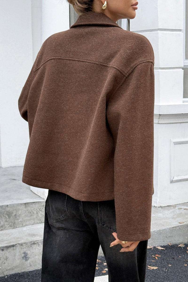 Well Tailored Jacket with a Graceful Silhouette