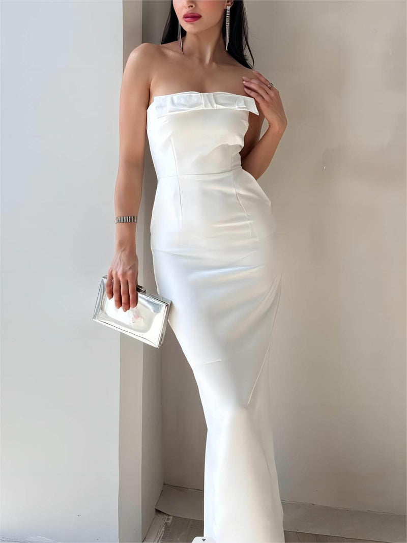 Beautifully Finished Dress in a Timeless Design