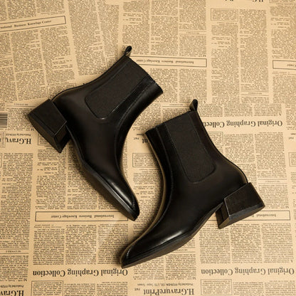 Polished Boots with an Effortless Classic Look