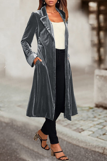 Effortlessly Elegant Garment with a Timeless Design