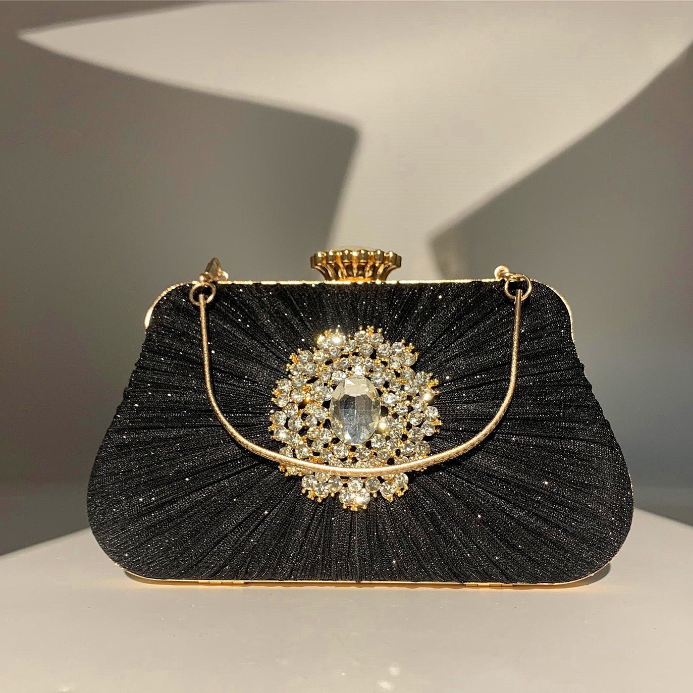 Beautifully Crafted Bag in a Classic Style