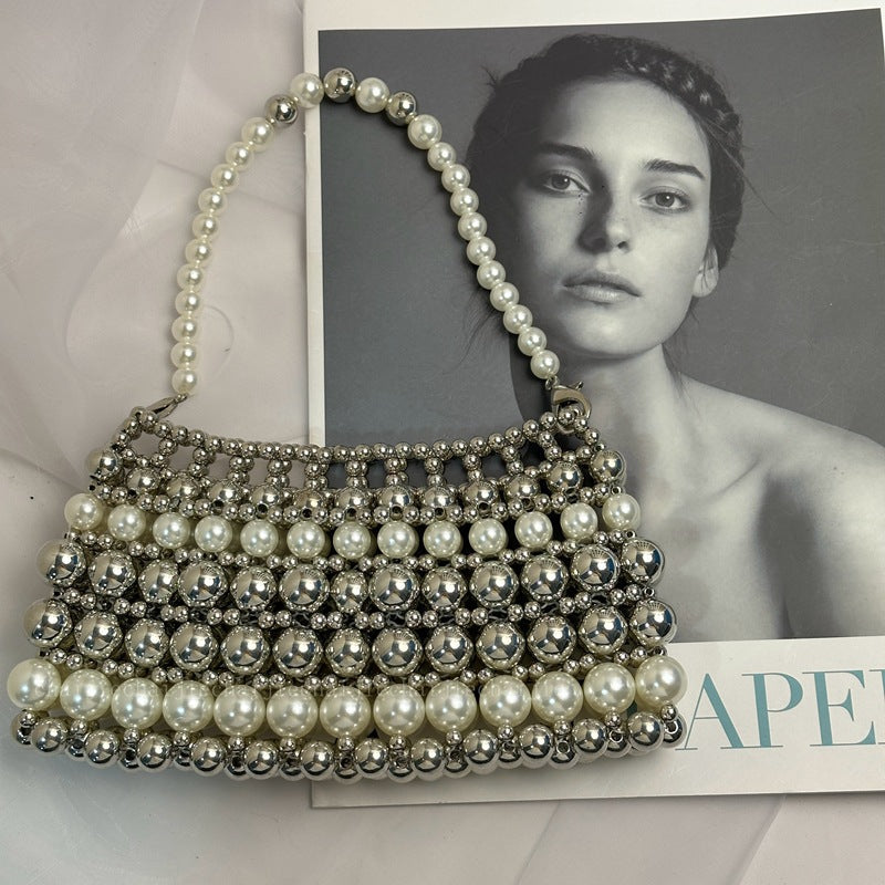 Gracefully Styled Bag for Any Occasion
