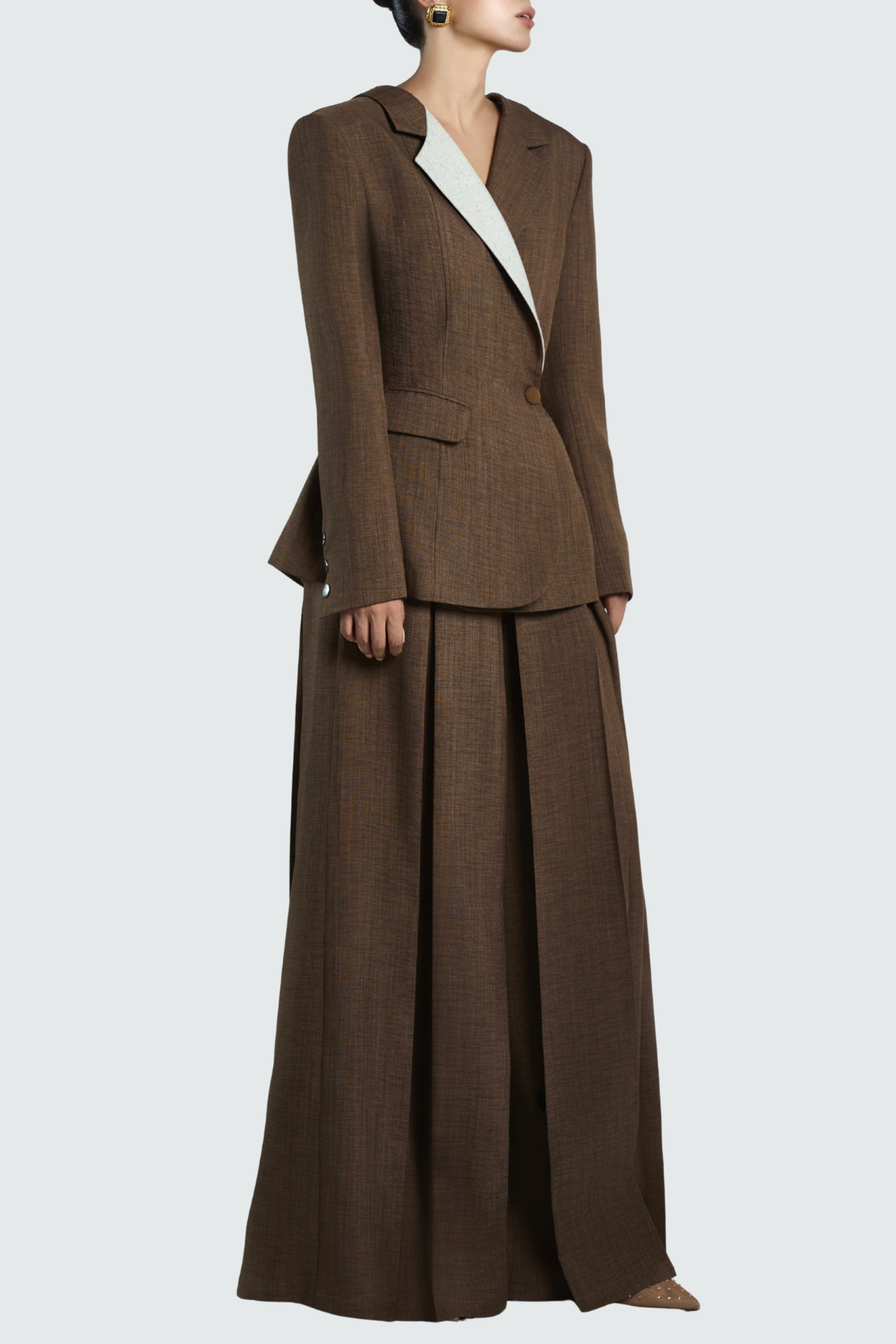 Classic Vintage Garment with a Flattering Fit