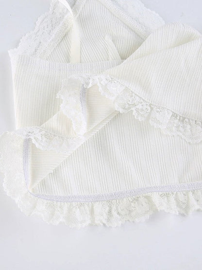 Effortlessly Elegant Top with a Timeless Design