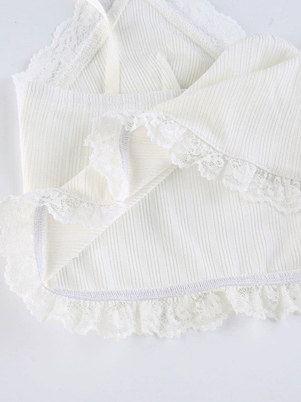 Effortlessly Elegant Top with a Timeless Design