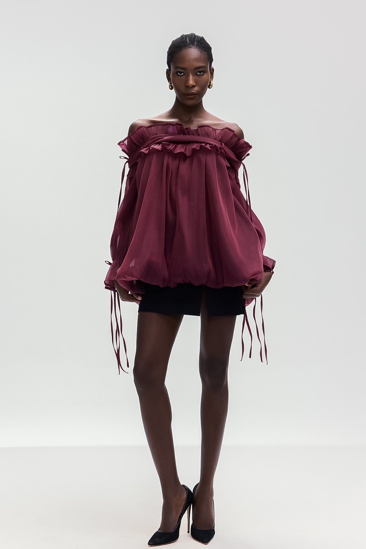Effortlessly Elegant Top with a Timeless Design