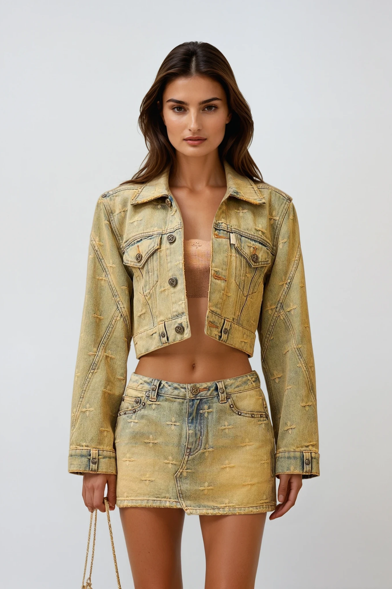 Gracefully Styled Garment for Any Occasion