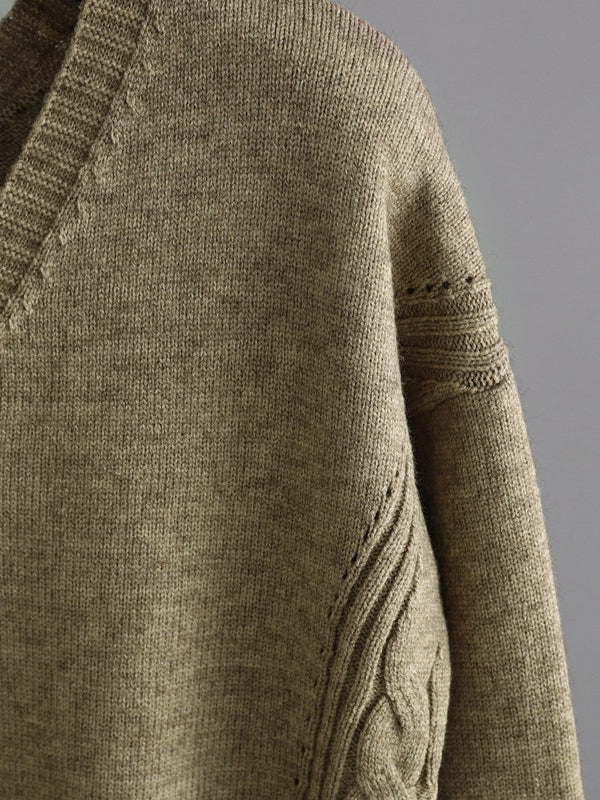 Elegantly Styled Sweater for Everyday Wear