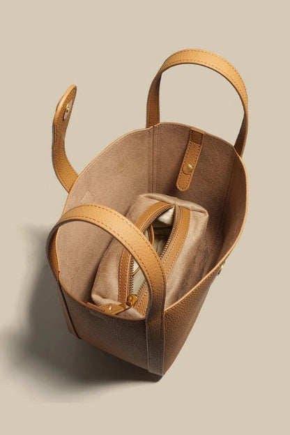 Gracefully Styled Bag for Any Occasion