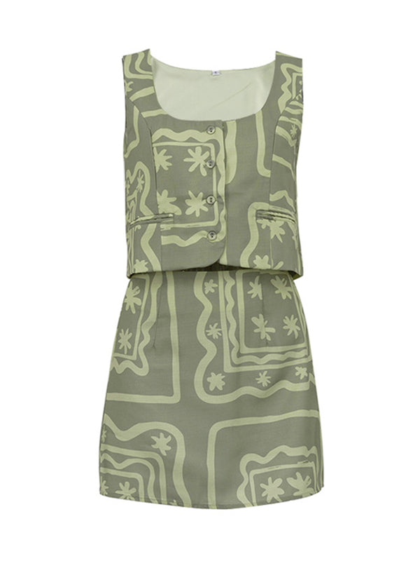 Well Tailored Top with a Graceful Silhouette