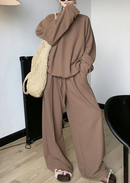 Classic Vintage Pants with a Flattering Fit