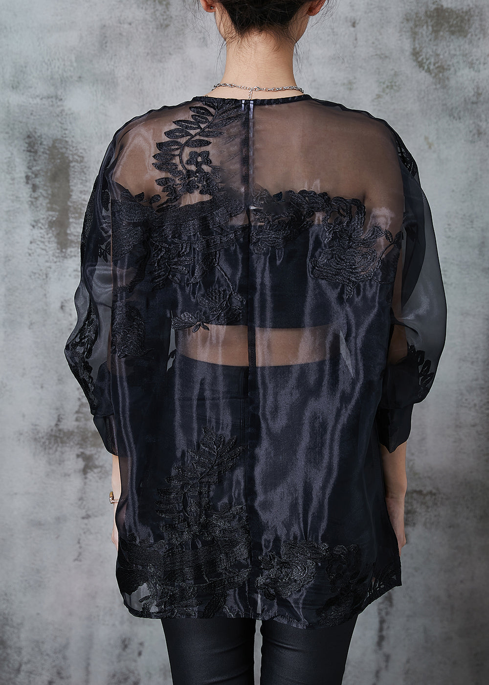Beautifully Finished Blouse in a Timeless Design