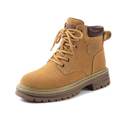 Polished Boots with an Effortless Classic Look