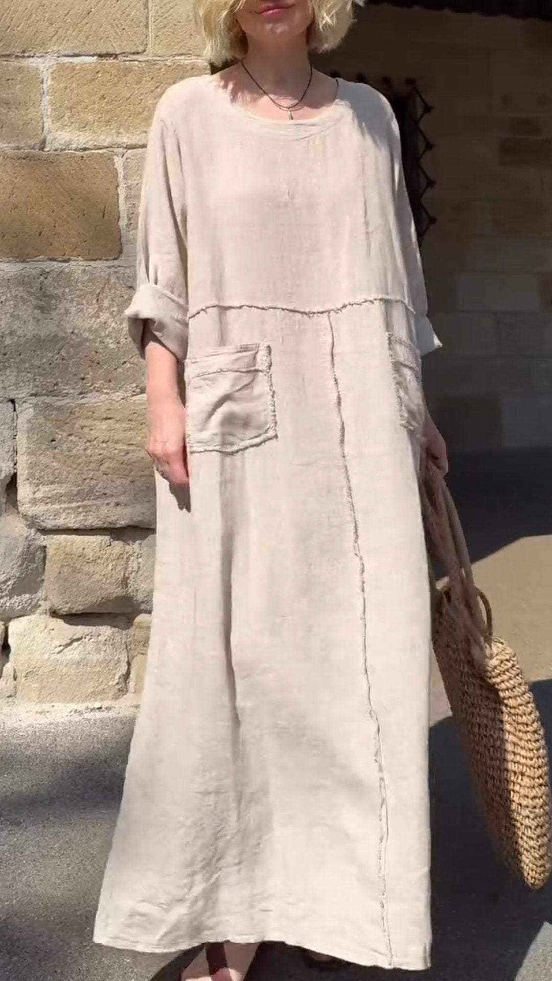 Well Tailored Dress with a Graceful Silhouette