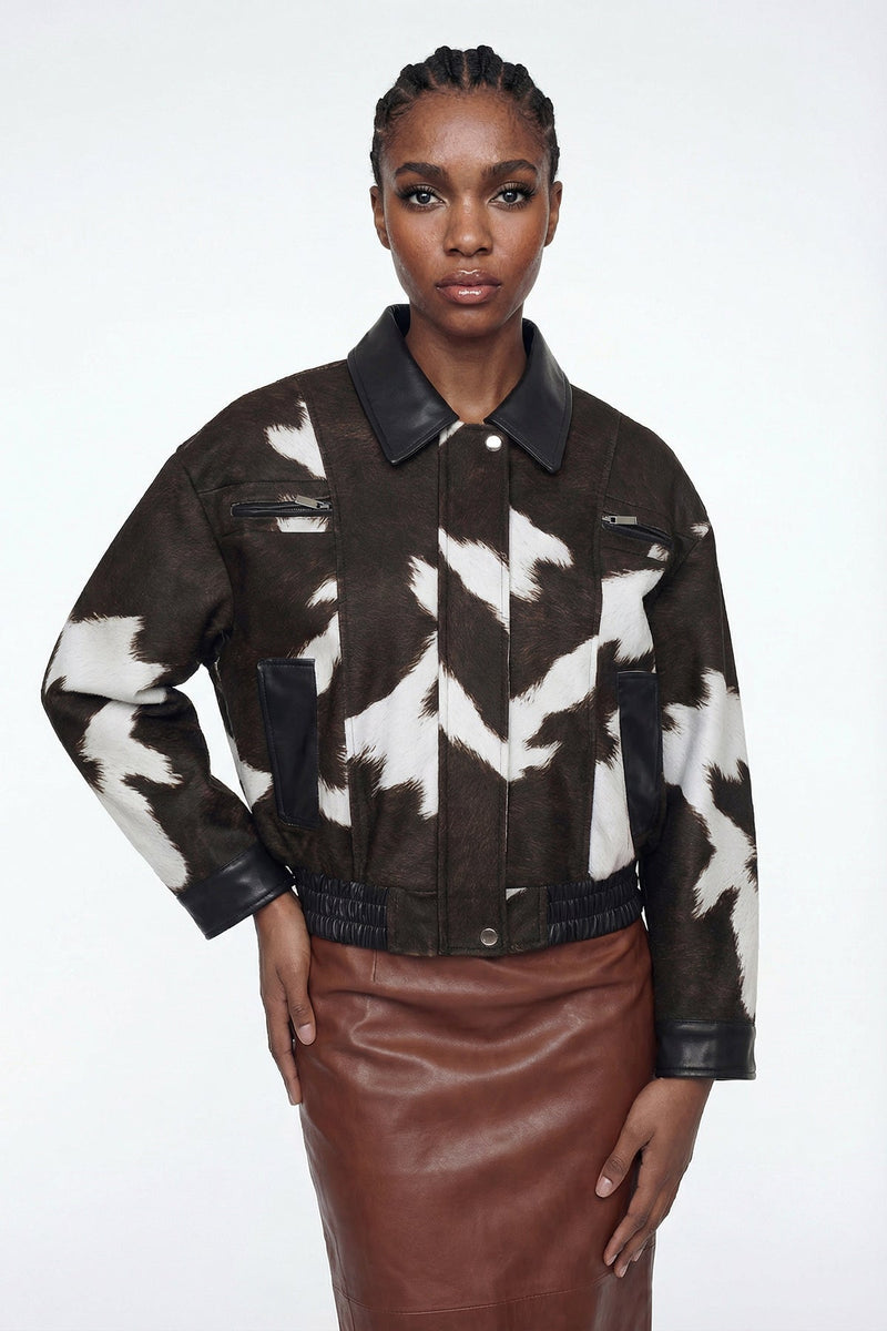 Elegantly Styled Jacket for Everyday Wear