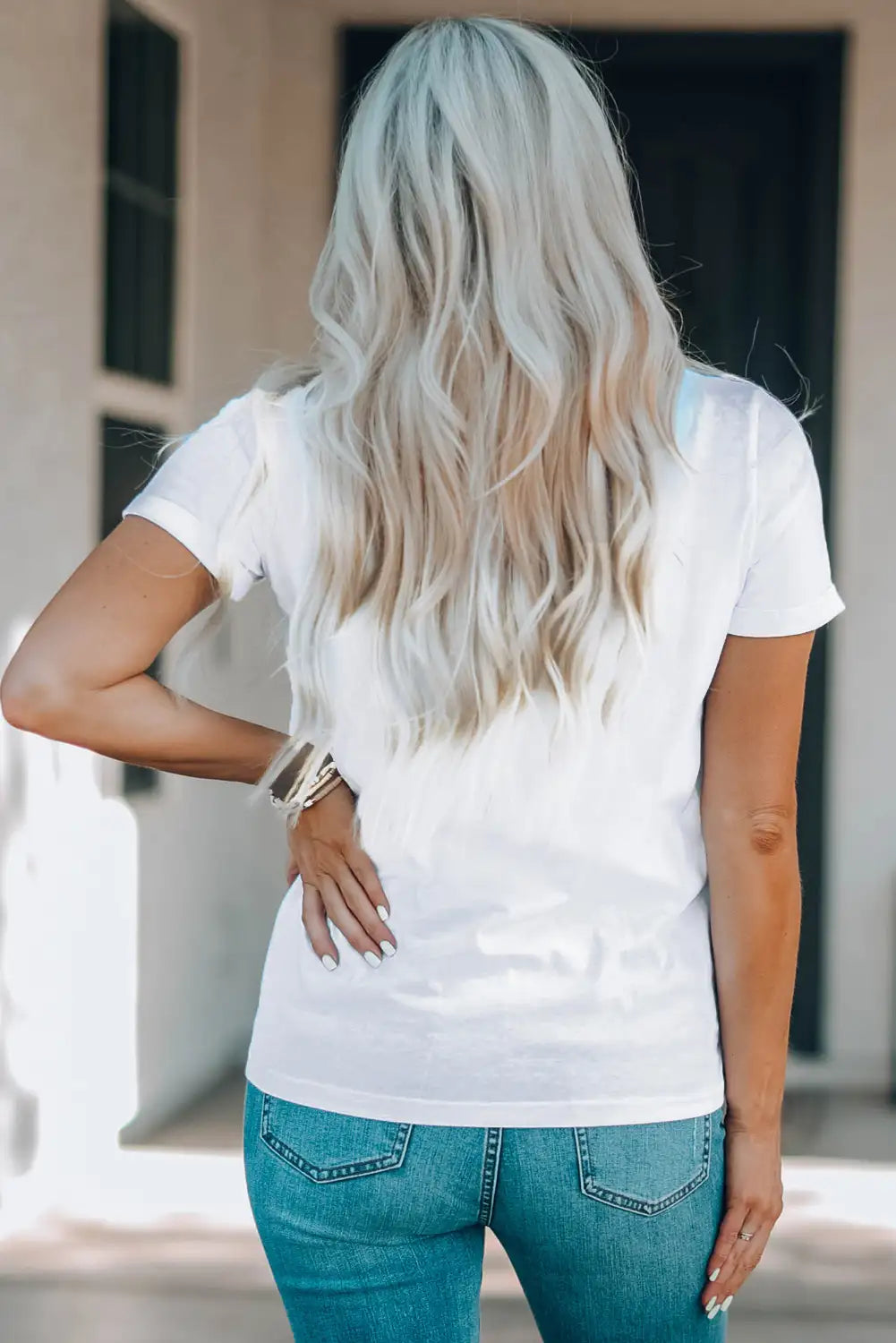 Effortlessly Elegant Garment with a Timeless Design
