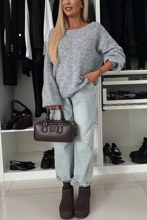Beautifully Finished Sweater in a Timeless Design