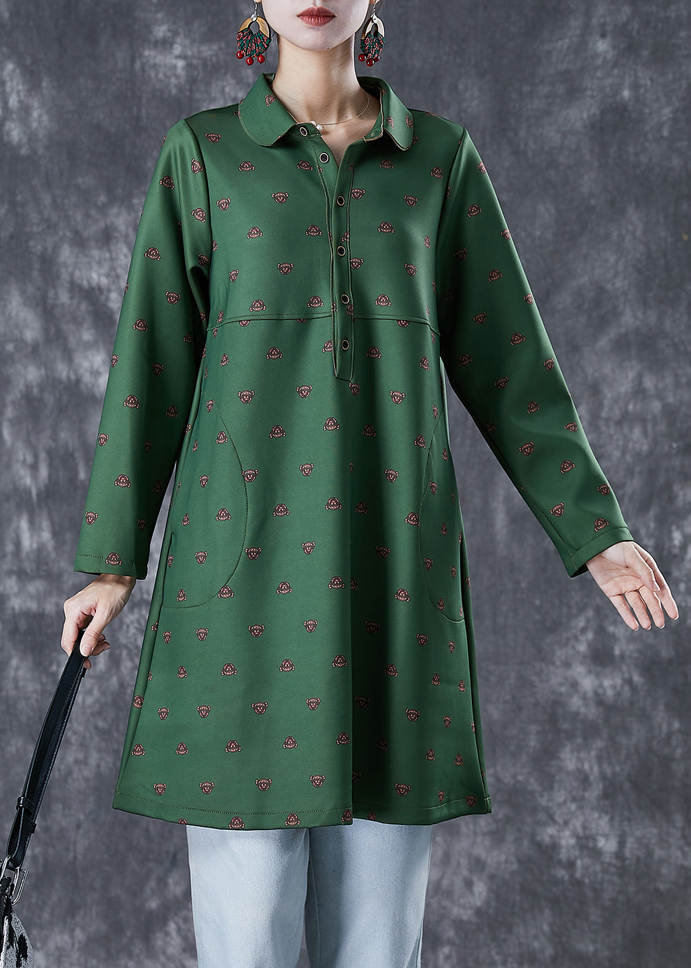 Classic Vintage Dress with a Flattering Fit