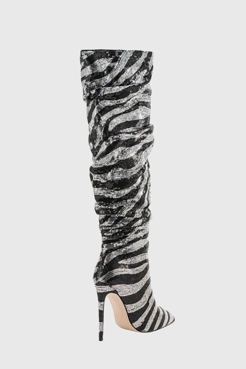 Classic Vintage Boots with a Flattering Fit