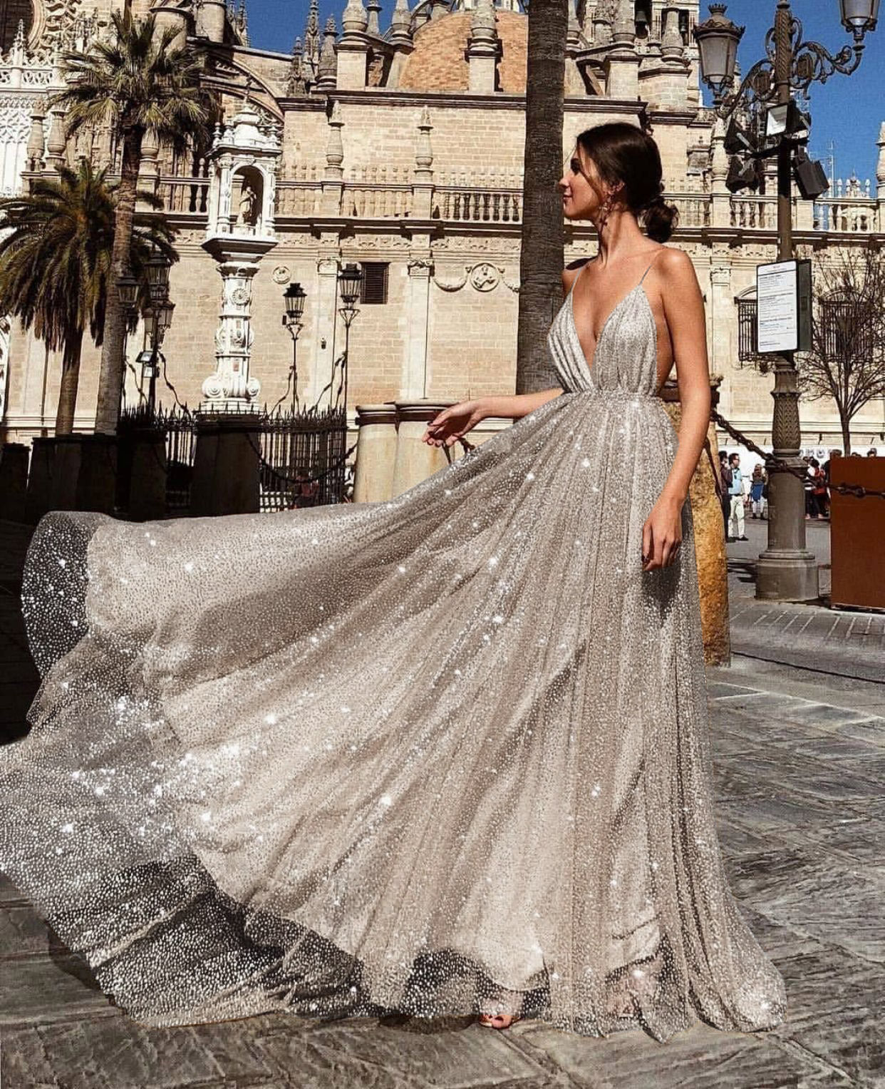 Classic Vintage & Enduringly Stylish Dress